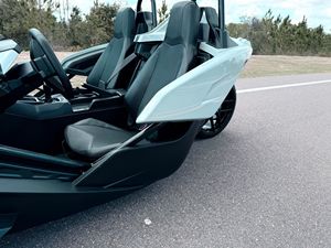 2022 Slingshot S USED Low Mileage Sound Engine AUTOMATIC Transmission <b>Panoramic</b> roof LED lights Ready to Ship - Product Image 6