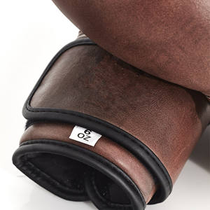 Guantes de boxeo de Cuero 100% Premium de alta calidad, ajuste personalizado para hombres/mujeres para artes marciales y entrenamiento físico - Product Image 3