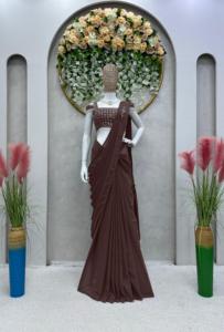 Elegante Sari de Diseñador Listo para Usar en Tela de Georgette Sintética con Detalles de Volantes y una Blusa con Estilo de Patchwork - Product Image 2