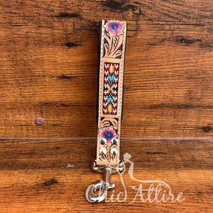 Laisse OEM de haute qualité pour animaux de compagnie en cuir de vache poignée courte pour le contrôle laisse de chien mains libres de concepteur réglable - Product Image 1