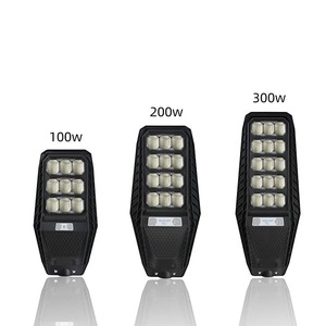 ไฟถนน LED พลังงานแสงอาทิตย์1000W 1800W IP66กันน้ำได้ตามมาตรฐาน ABS 100W DC ทางหลวงสวนได้รับการรับรองจาก ROHS CCC - Product Image 2
