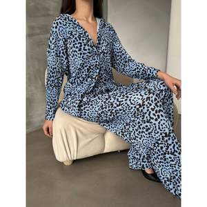 Pantalones de lunares para mujer - Colección de pantalones al por mayor - Product Image 4