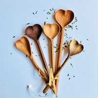Cuchara de Madera Ecológica - Utensilio de Cocina Multifuncional de Alta Calidad, Duradero, Personalizable en Tamaño y Logotipo, Color Natural, para Regalos y Manualidades