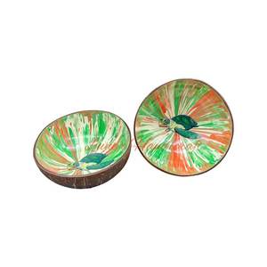 Venta al por mayor cuencos de cáscara de coco hechos a mano ecológicos personalizados naturales y de exportación listos a granel - Product Image 4