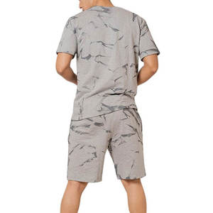 Ensemble T-shirt et short pour homme en coton 100% respirant, imprimé avec un logo personnalisé, taille plus, haute qualité - Product Image 2