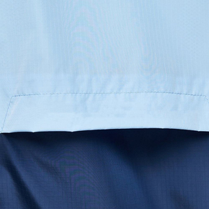 Veste de pluie légère pour femmes Imperméable à l'eau Veste coupe-vent à capuche confortable Décontractée Veste de pluie de voyage pour la randonnée et le port quotidien - Product Image 5