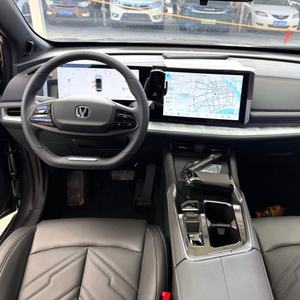 Auto Usado 2025, Sedán con Transmisión Automática de 4.1-6L, de China, Volante a la Izquierda, Asientos de Cuero, Euro IV, Techo Panorámico - Product Image 6