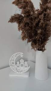 Decoración de Ramadán de madera hecha a mano rústica con textura pulida diseñada para espacios patrimoniales y ceremonias al aire libre - Product Image 5