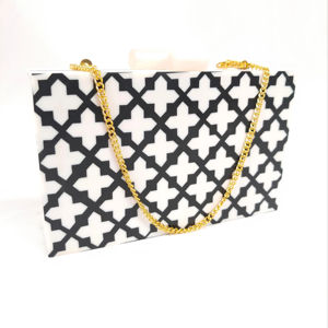 กระเป๋าคลัทช์เรซิ่นเรียบง่ายสำหรับทำงาน งานปาร์ตี้ งานกลางคืน สำหรับผู้หญิงและเด็กผู้หญิง จากอินเดีย ขายส่ง - Product Image 1