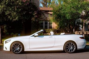รถเบนซ์ S560 Cabriolet ปี 2020 สภาพดี ใช้งานน้อย 17,400 ไมล์ เครื่องยนต์ V8 Twin-Turbo อุปกรณ์ครบครัน เคยเป็นเจ้าของในแคลิฟอร์เนีย - Product Image 2