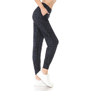 Custom Design <b>Women's</b> Gym Jogger Set Super Quality 100% Cotton Fleece Sweat Suit with Flat Front <b>Women's</b> Custom OEM Serviced - Product Image 3