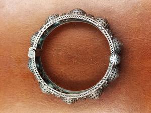 Brazalete de aspecto plateado de latón puro para fiesta, pulsera oxidada de tamaño libre que se puede abrir, producto a granel hecho a mano ajustable - Product Image 2