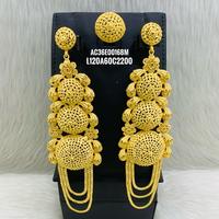Anting-anting tusuk lapis emas 14K bentuk bunga desain lucu bahan kuningan untuk wanita, micro insert, pengiriman cepat di India dengan harga terbaik