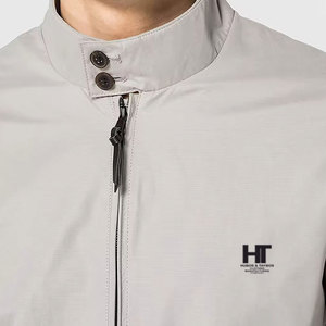 Chaqueta Softshell Premium Personalizada para Hombre, Diseño con Capucha y Cuello Alto, Transpirable, Ligera, Ecológica, Superventas - Product Image 4