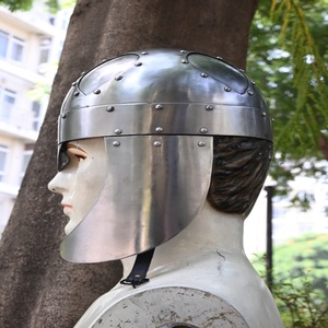 Casque de légionnaire romain impérial gaulois fabriqué à la main en acier de calibre 18 armure d'Halloween personnalisable la plus grande fabrication cadeaux d'entreprise - Product Image 4