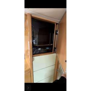 เรือยอชท์สุดหรู รุ่น Absolute 41 - Product Image 3