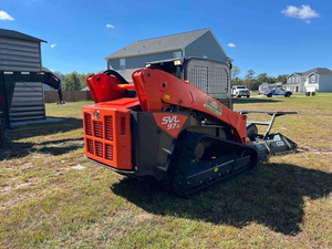 Chargeuse compacte sur chenilles Kubota SVL75-3, capacité de charge nominale de 2 tonnes, équipement de construction - Product Image 2