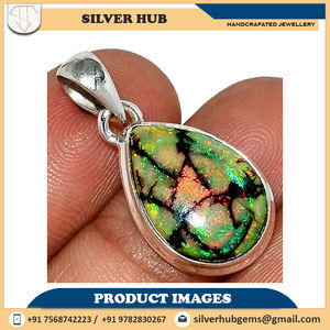 Venta al por mayor 925 colgante de hematita de plata esterlina con ajuste de bisel mejor precio de venta - Product Image 4