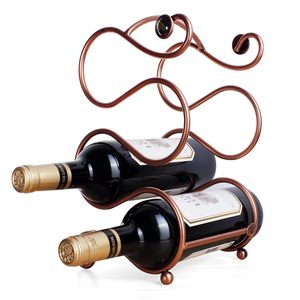 Casier à vin doré en acier inoxydable avec un design géométrique moderne pour un bar ou une cuisine élégants. - Product Image 5