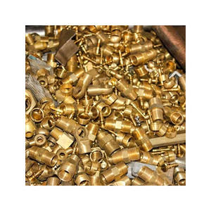 Chatarra de latón miel a granel ideal para refundición y reciclaje industrial - Product Image 1