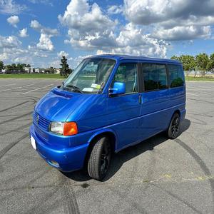 Volkswagen EuroVan MV 2003, 2.8 Litros VR6, Tracción Delantera, Minivan Automática - Product Image 3