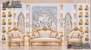 Arche de mariage en bois avec miroirs et décorations florales, thème Grand Palais, pour la décoration de mariages aux États-Unis - Product Image 3