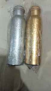 Botella de agua de cobre puro de 950ml de alta calidad, recipiente pulido hecho a mano con beneficios para la salud - Product Image 4