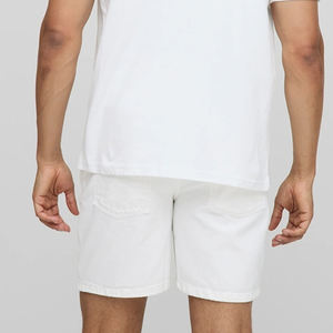 กางเกงขาสั้นยีนส์ผู้ชายแบบลำลองพร้อมบริการ OEM ขายส่ง พร้อมตัวเลือกโลโก้แบบกำหนดเอง ดีไซน์โลโก้ตามสั่ง ปี 2026 - Product Image 6