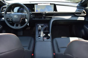 Hy.bridM.ax 2024-2025 2.4L AWD Dos Tonos Volante a la Izquierda Cuero R18 Diésel ACC Panorámico Aleación de Aluminio Listo para Conducir - Product Image 5