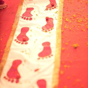 Novia bienvenida pie estampado tela Saptapadi Payaghadya Griha Pravesh Paduka Kanku Pagla nupcial siete pasos tela larga Baby Shower - Product Image 1