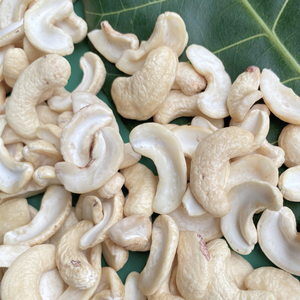 Best Rate Raw Cashew <b>Nuts</b> Cashew <b>Nuts</b> Vietnam Santigo Cashew <b>Nut</b> Wholesale Exported To Asia, EU, MIDDLE EAST - Product Image 1