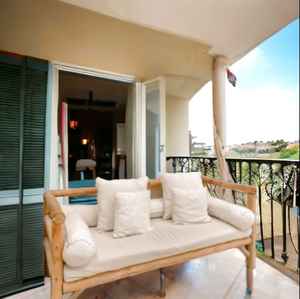 Nouveau canapé de luxe de couleur blanche de style moderne avec coussins mobilier d'extérieur en osier canapé de salon moderne en tissu de patio en bambou - Product Image 6