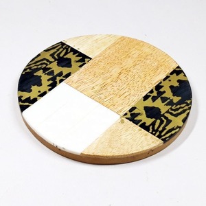 Posavasos cuadrados de resina y madera al por mayor, posavasos de diseño cuadrado para tazas de té y café, precio de venta completo, artesanías de resina para decorar el hogar - Product Image 4