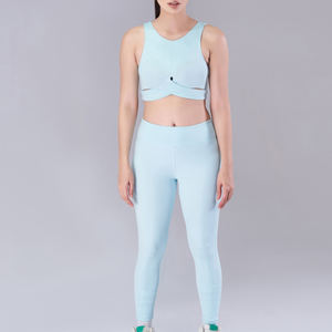 <b>Women's</b> Comfortable Breathable Active Wear Yoga Set Customised Design 2-Piece <b>Leggings</b> and Bra with Solid <b>Pattern</b> - Product Image 3