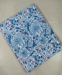 Tissu en coton 100% respirant et écologique fabriqué à la main Jaipur Heritage Traditional Block Print Cotton Fabric - Product Image 4