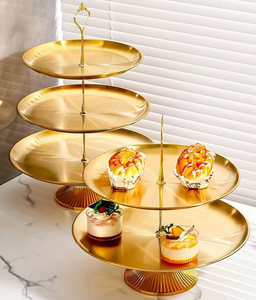 Fabricación de soporte para pasteles de latón Moldes de latón de 3 niveles para servir pasteles y cupcakes Servidores de buffet decorativos elegantes - Product Image 5