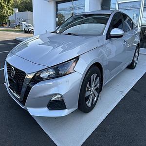 Nissan Altima 2022, 2.5L S I-4, gasolina, inyección directa, DOHC, automático, sedán. - Product Image 2