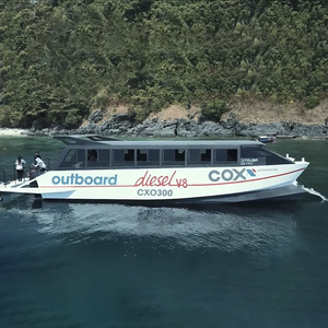 Nouveau bateau ferry à passagers en aluminium de 15m*5m, propulsé à l'essence, avec 60 sièges, pour les trajets quotidiens ou la navigation de plaisance - Product Image 1