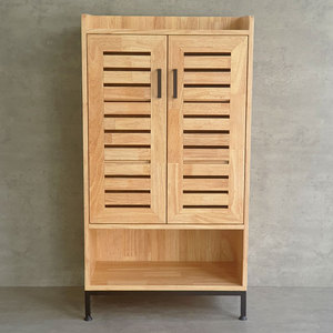 KTB68141 Zapatero Moderno de Dos Puertas 60x35x112cm, Madera de Caucho, Patas de Hierro, Fácil Montaje, Estante Extensible para Zapatos, Mueble para el Hogar - Product Image 2