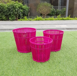 Panier en bambou naturel et multicolore pour le rangement de la maison et de la cuisine salon panier à linge 100% bambou fabriqué au Vietnam - Product Image 3