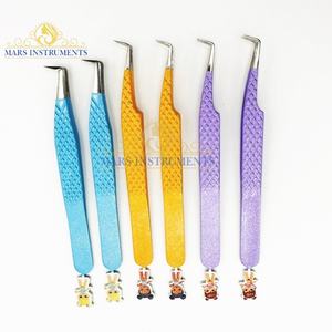 Pince à épiler d'extension de cils en acier inoxydable de haute qualité avec pince à cils à pointe en fibre de conception personnalisée - Product Image 1