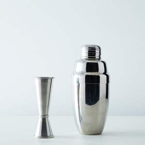 Copa de Vino de Cobre Grabada a Mano Vintage, Diseño Floral Martillado, Cáliz de Lujo, Artículos de Bar Reales, Taza de Agua Decorativa de Metal - Product Image 1