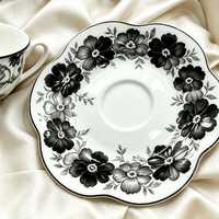 Ensemble tasse et soucoupe en céramique de 220 ml, blanc avec imprimé floral noir, tasse à thé et soucoupe pour le café, vaisselle de table