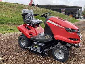 เครื่องตัดหญ้า Hercules HT 110-22DH สีแดง ประสิทธิภาพสูง พร้อมเครื่องยนต์และชุดเกียร์ สำหรับใช้งานในฟาร์มและสวน - Product Image 5