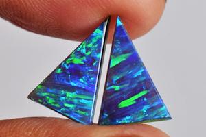 Boucles d'oreilles assorties 15x10x2 MM, fabrication de bijoux, paire de pierres précieuses, styliste, fournisseur d'opale fait à la main, paire d'opale de feu bleu vert étincelant - Product Image 3