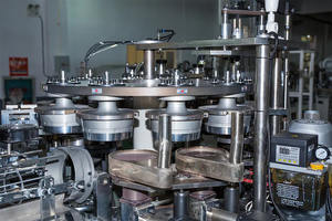 ข้อเสนอพิเศษ: เครื่องผลิตถ้วยกระดาษอัตโนมัติรุ่น SMD-80B พร้อมระบบซีลแบบอัลตราโซนิกและลมร้อน - Product Image 3