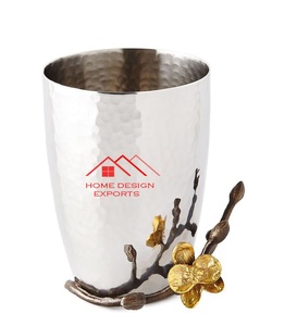 2025 Diseño de textura de mano Acabado en plata mate Venta caliente Florero de metal - Product Image 2