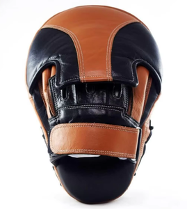 Cibles de frappe en cuir marron et noir pour la boxe, le kickboxing, le Muay Thai, le MMA et la gym – Équipement de protection et coussinets d'entraînement - Product Image 5