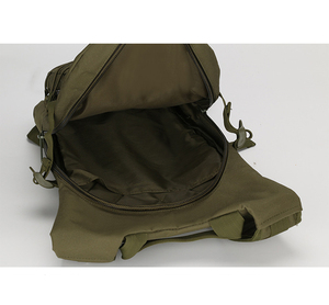 Mochila de viaje de tela impermeable con múltiples bolsillos, logotipo y diseño personalizados - Product Image 5