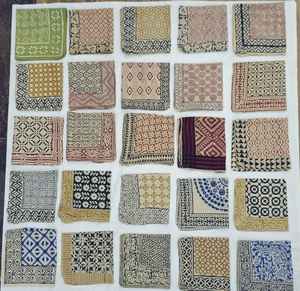 Pañuelo de Algodón Orgánico Estampado a Mano con Diseño Paisley de la India - Product Image 6